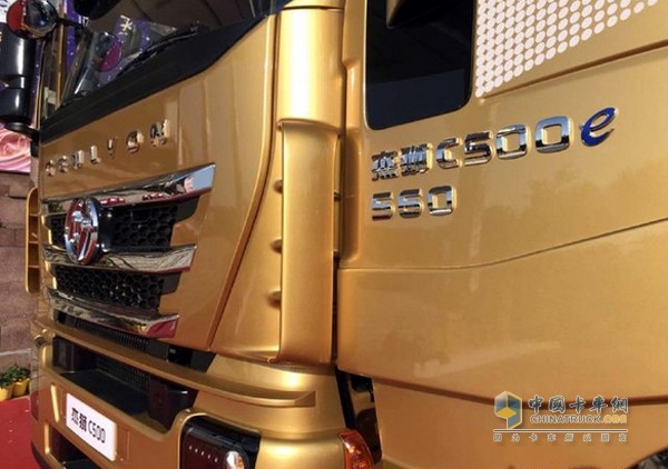 上汽紅巖杰獅C500細節展示