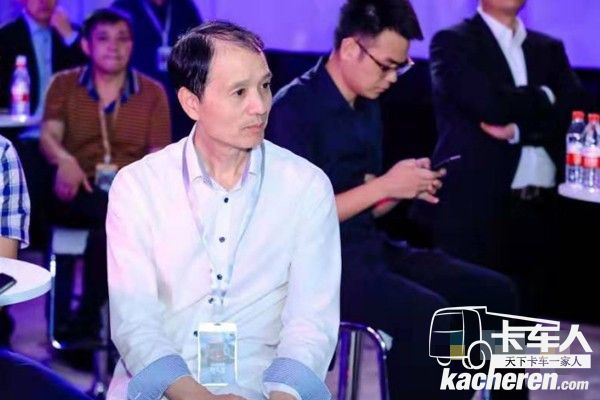 浙江永紅物流有限公司董事長吳勇亭代表曼恩用戶發(fā)言