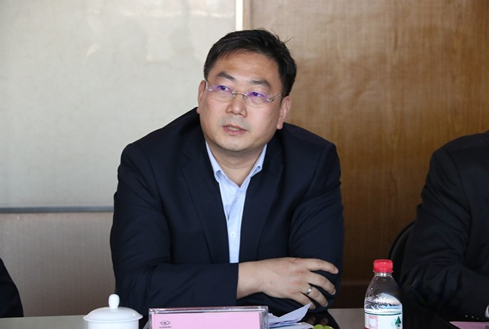 漢馬科技 重卡 牽引車(chē)