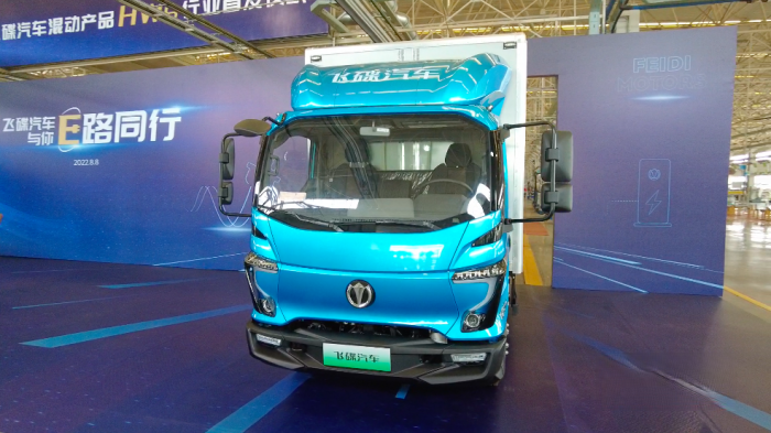 綜合續(xù)航里程達(dá)到1300Km  飛碟混動(dòng)HW5全國(guó)首發(fā)