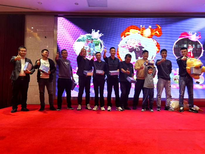 慶鈴五十鈴，TAGA達咖H8AT皮卡，輕卡