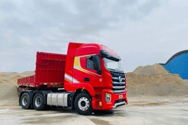 上汽紅巖H6智能重卡，高效開(kāi)啟2023年創(chuàng)富之路