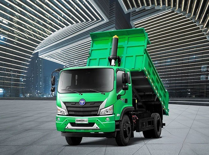 引領新能源浪潮 大金剛ES5 EV新能源工程車榮獲“城市綠色運輸新能源工程車”大獎