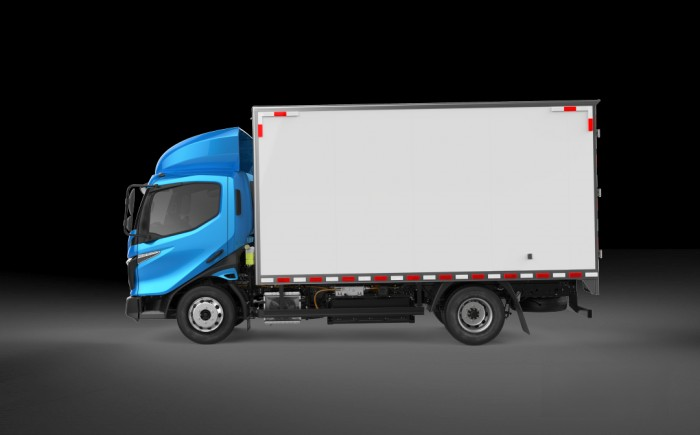 飛碟HW5：擁有智慧大腦的卡車開起來有多爽？