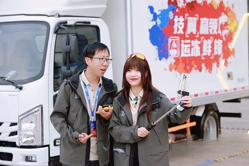 十年新愿,初心未改,翼放輕卡加速新征程