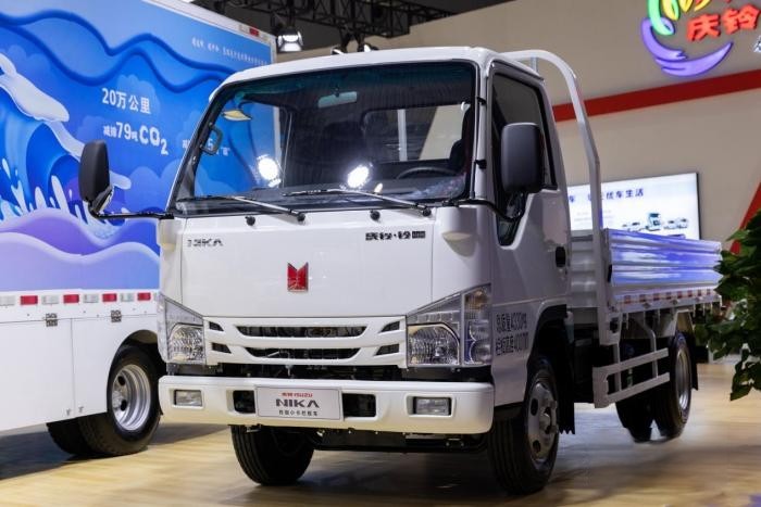 綠擎智享 鈴創(chuàng)未來！慶鈴五十鈴多款精品車型亮相第二十五屆重慶車展