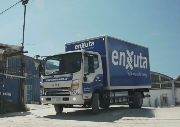 批量采購、高效運輸,江淮1卡國際帥鈴助力烏拉圭物流企業降本增效