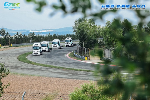 KargoBot自動駕駛卡車超百臺，新能源占比超60%