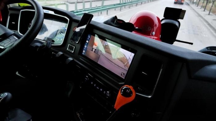 單趟多賺600元，中國重汽豪沃MAX助西北漢子實現賺錢夢！