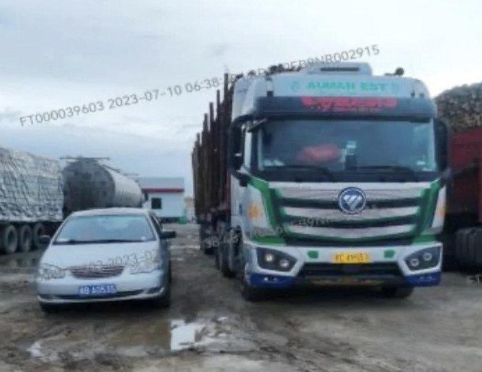 青藏雨夜救援,歐曼人不懼艱險(xiǎn)!